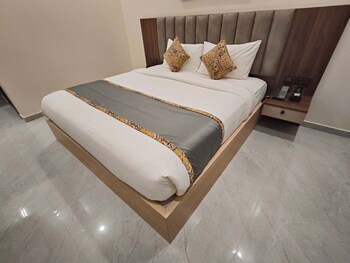 light house suites hubballi