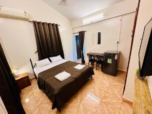 Caroline Guest House 07,,4 star