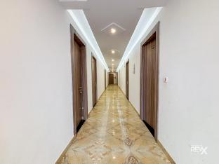 raghuveer sadan near ram mandir 10 min walk