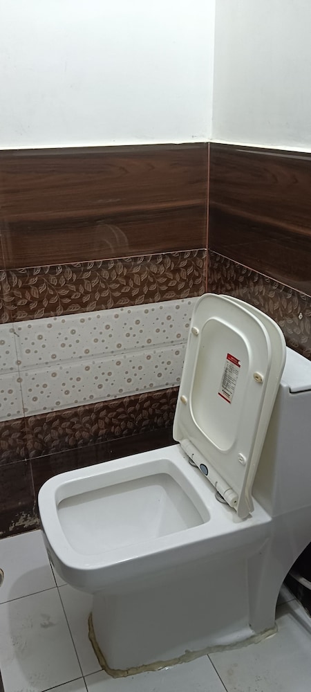 hariom home stay by grb