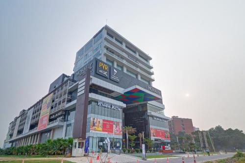 Saltstayz Premier - Mohali Chandigarh,,4 star