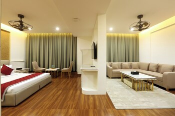 the hoften sterling plaza near kempegowda international airport