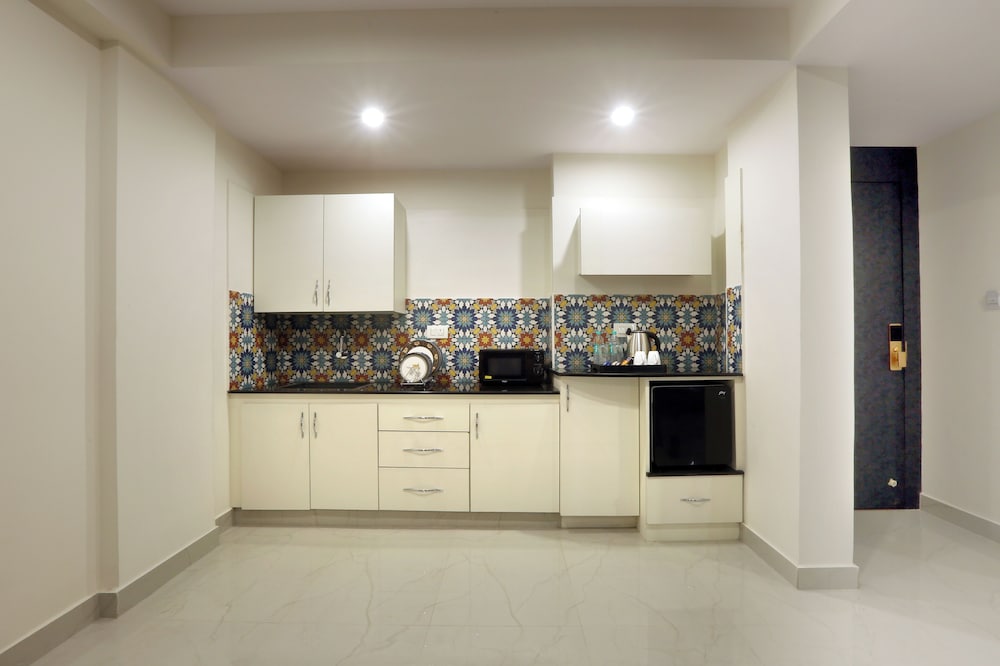 the hoften sterling plaza near kempegowda international airport