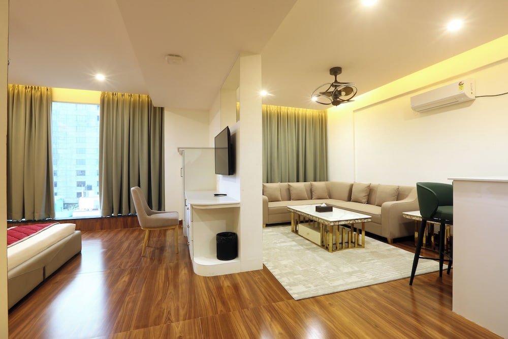 the hoften sterling plaza near kempegowda international airport