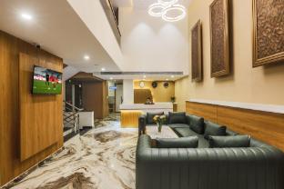 the hoften sterling plaza near kempegowda international airport