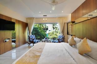 hotel everest regency pune