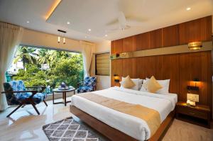 hotel everest regency pune