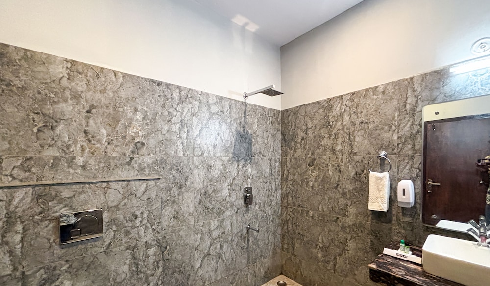 the corbett grace resort