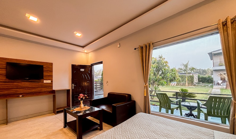 the corbett grace resort