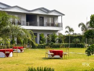 the corbett grace resort