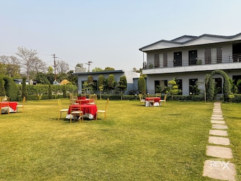 the corbett grace resort