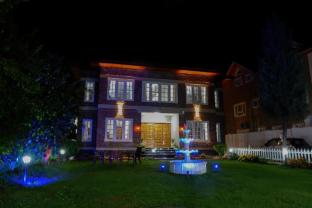 gulberg cottage by stay pattern