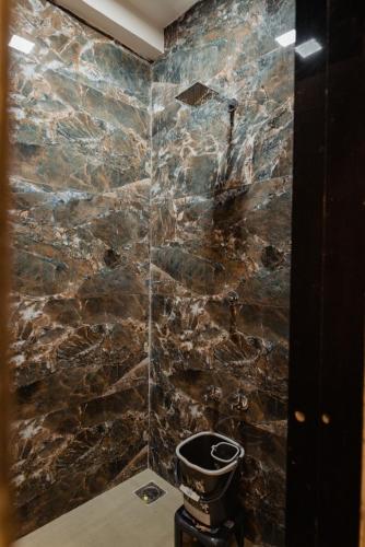 Hotel Ayodhya,,3 star