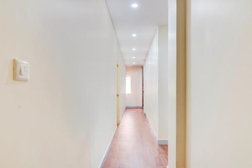 super hotel o shivas inn