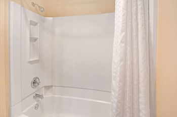 baymont by wyndham indianapolis west