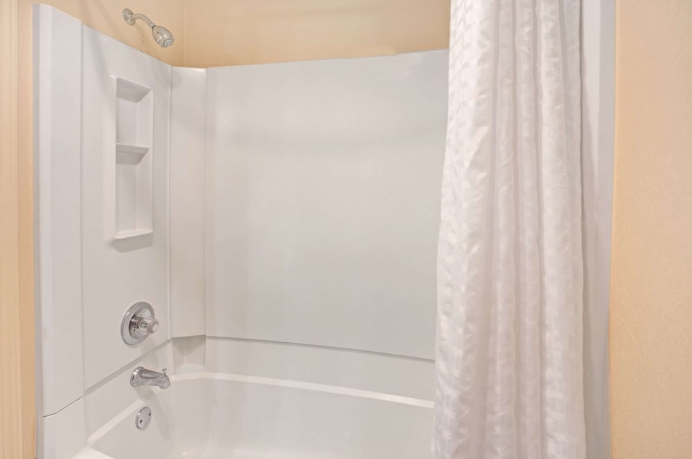 baymont by wyndham indianapolis west