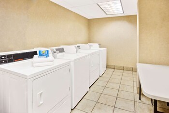 baymont by wyndham indianapolis west