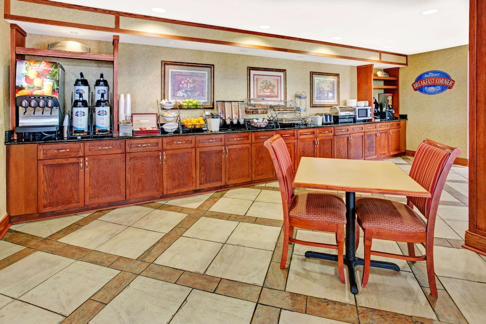 baymont by wyndham indianapolis west