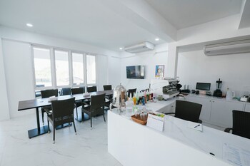 Eng Fah Luang Hotel,,2 star