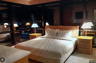 nice world service suite at times square kuala lumpur
