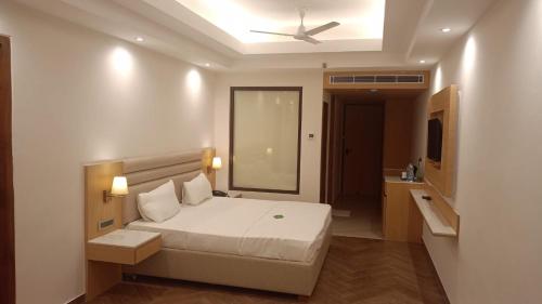 Click Collection Lucknow,,3 star