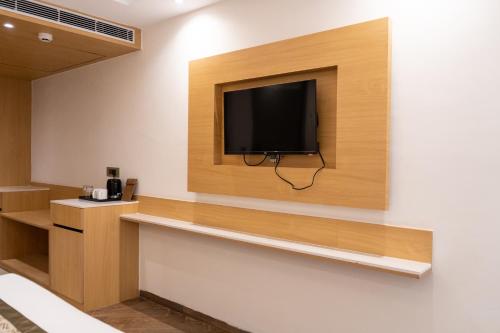 click collection lucknow