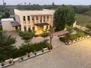 Continental Be Inn,,5 star