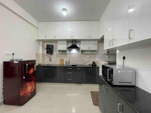 ssn homestays in bangalore near la casa