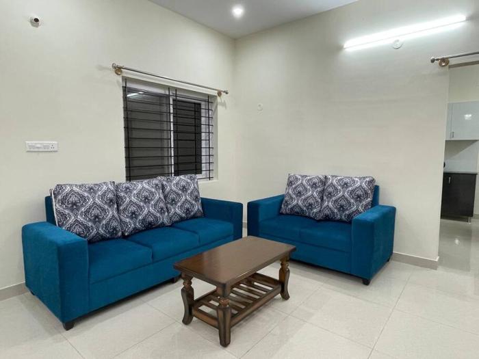ssn homestays in bangalore near la casa