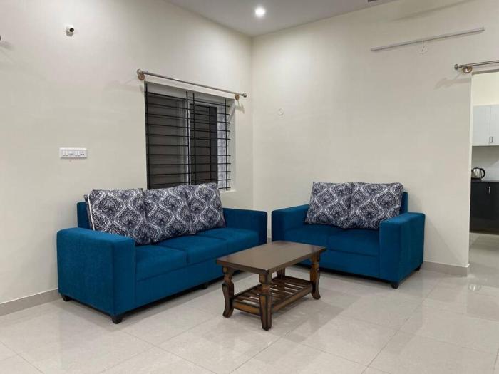 ssn homestays in bangalore near la casa