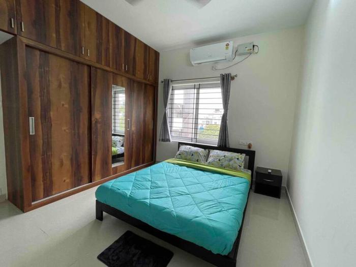 ssn homestays in bangalore near la casa