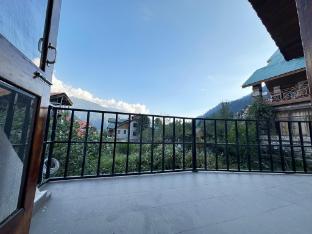 cloudscape villa retreat 3br duplex by homeyhuts