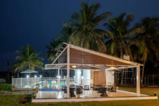 encanto farmstay resort