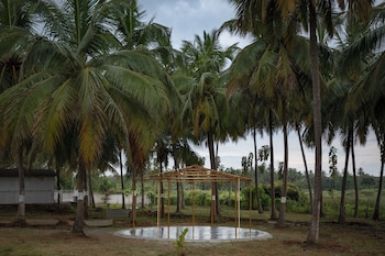 encanto farmstay resort