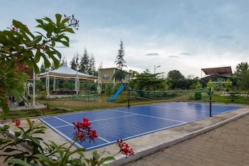 encanto farmstay resort