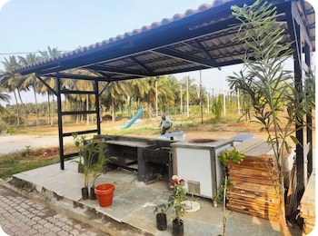 encanto farmstay resort