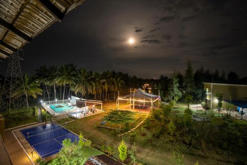 encanto farmstay resort