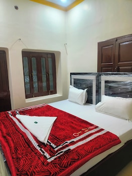 hotel dev kashi