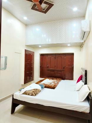hotel dev kashi