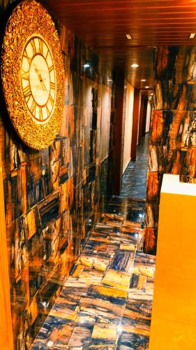 nadim tiger residency