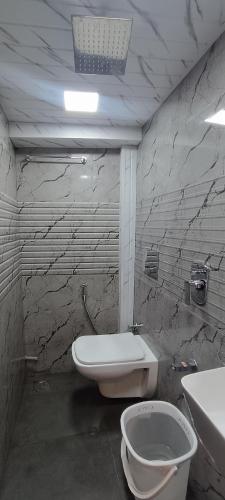 nadim tiger residency
