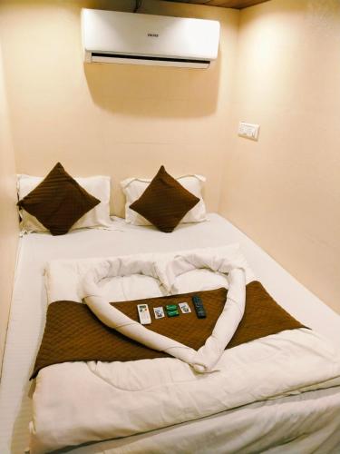 nadim tiger residency