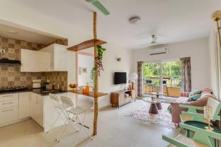 tisyastays pink door 1bhk apartment