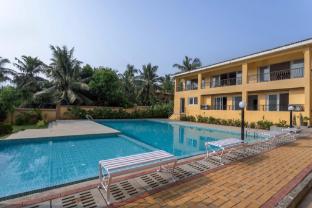 tisyastays pink door 1bhk apartment