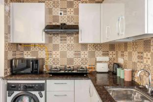 tisyastays pink door 1bhk apartment