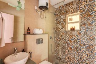 tisyastays pink door 1bhk apartment