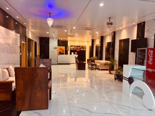 Hotel Chariot Inn,,3 star