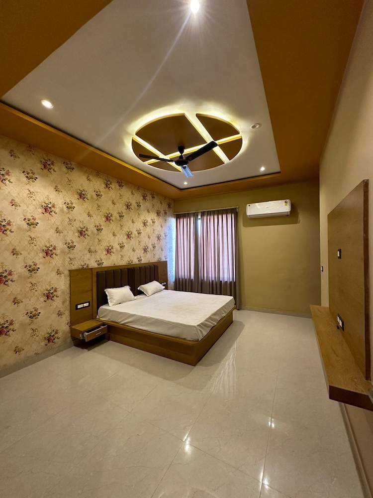 the black eagle resort