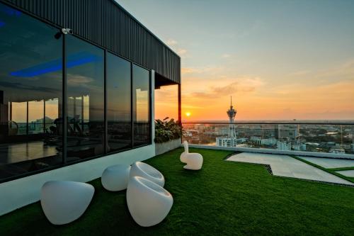 g residence sky suite
