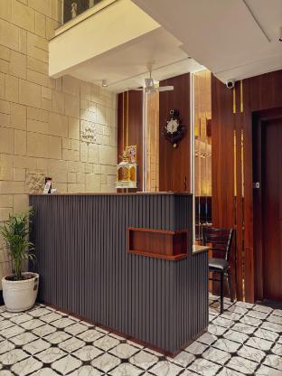 Hotel Indigo,,2 star